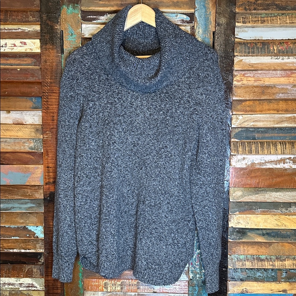 Tahari Charcoal Knit Sweater with scooped hem large
